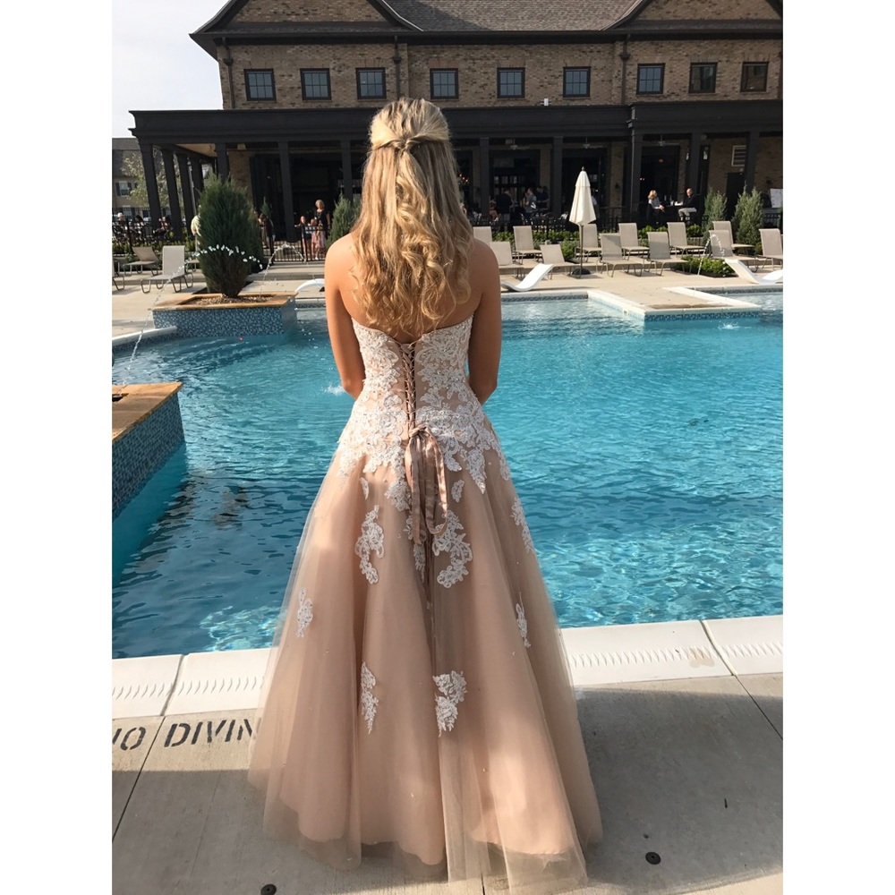 Prom Dress - Picture 7 of 7